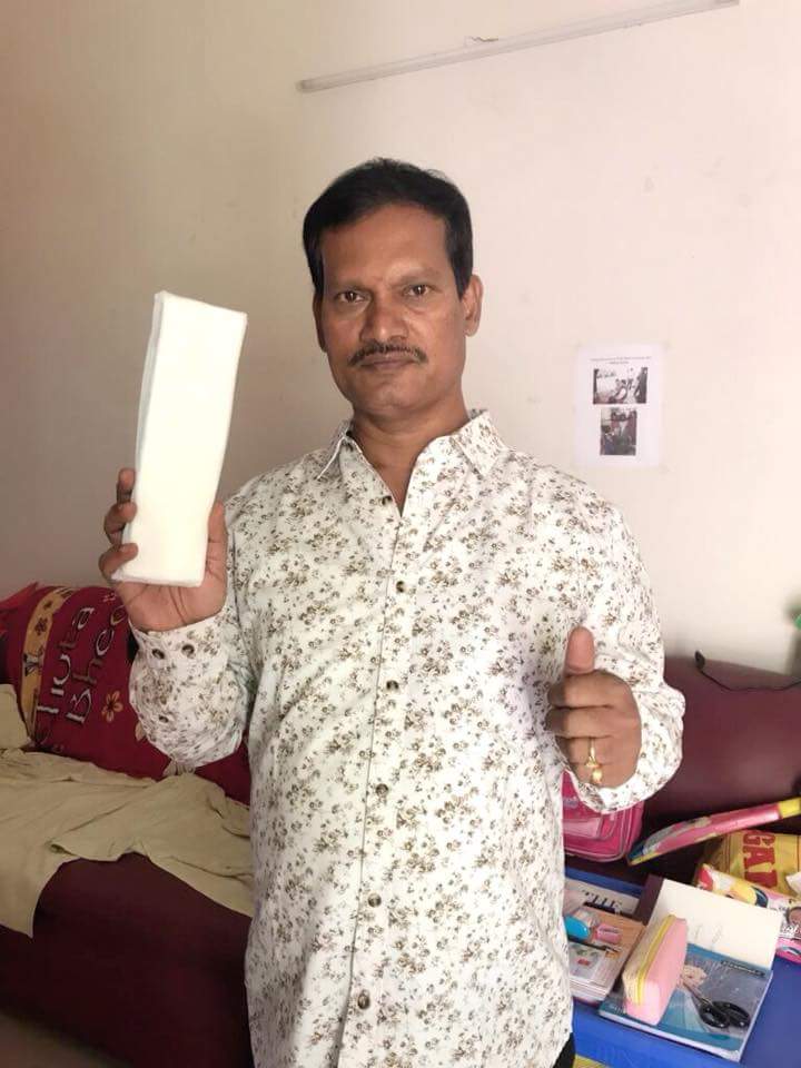 arunachalam muruganatham with pads.jpg
